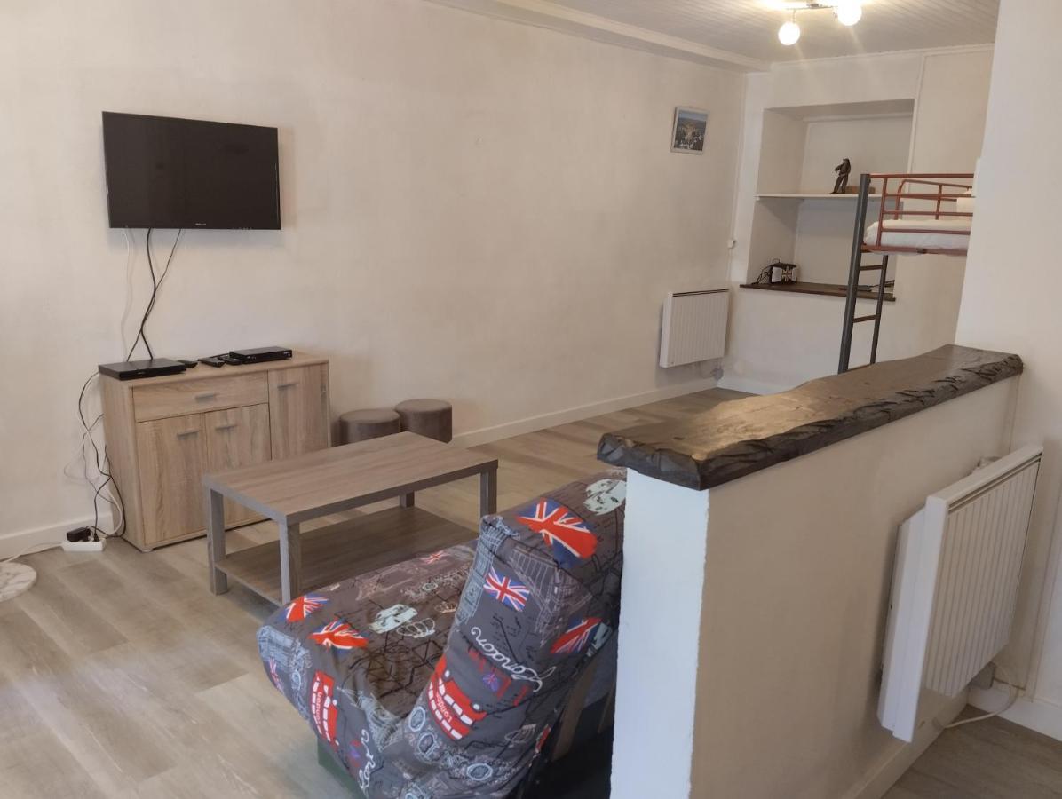 Appartement sans linge de maison Besse-et-Saint-Anastaise Extérieur photo